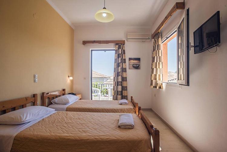 Hotel Omirico 古维亚 外观 照片